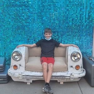 Meet your Posher, April